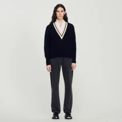 Cheap Sweater With Contrasting V-Neck Women Sweaters & Cardigans