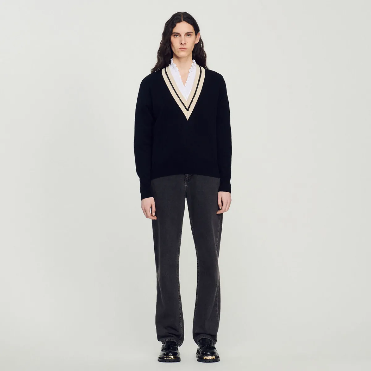 Cheap Sweater With Contrasting V-Neck Women Sweaters & Cardigans