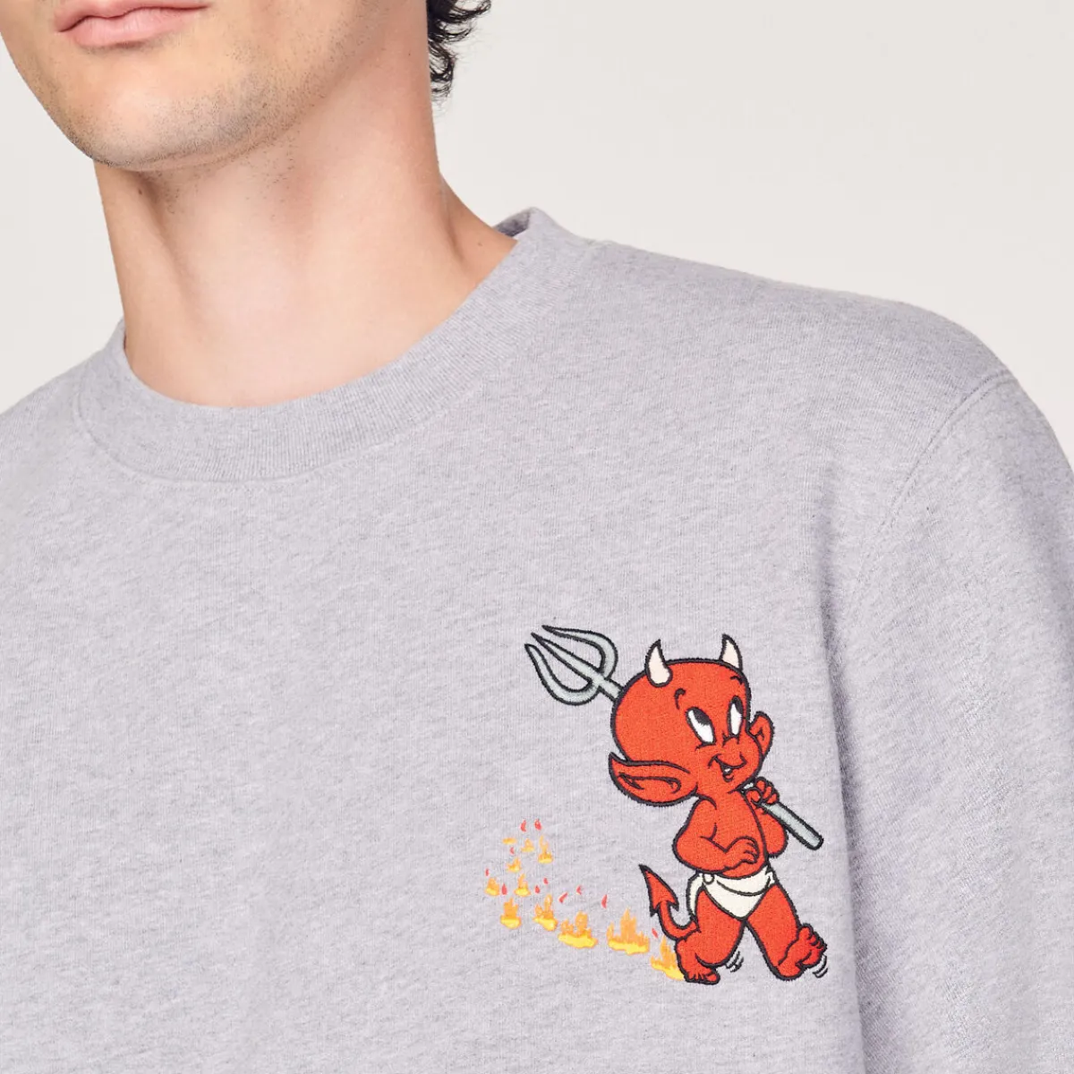 Cheap Sweatshirt With Hot Stuff Print Men Sweatshirts