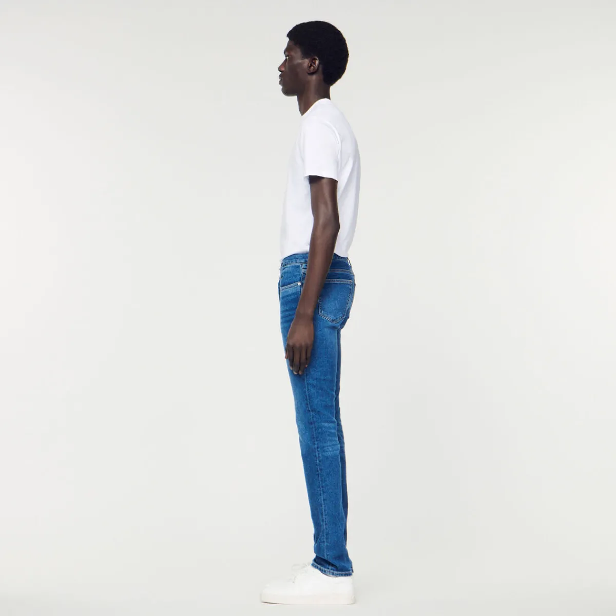 Store Washed Jeans - Slim Cut Men Jeans